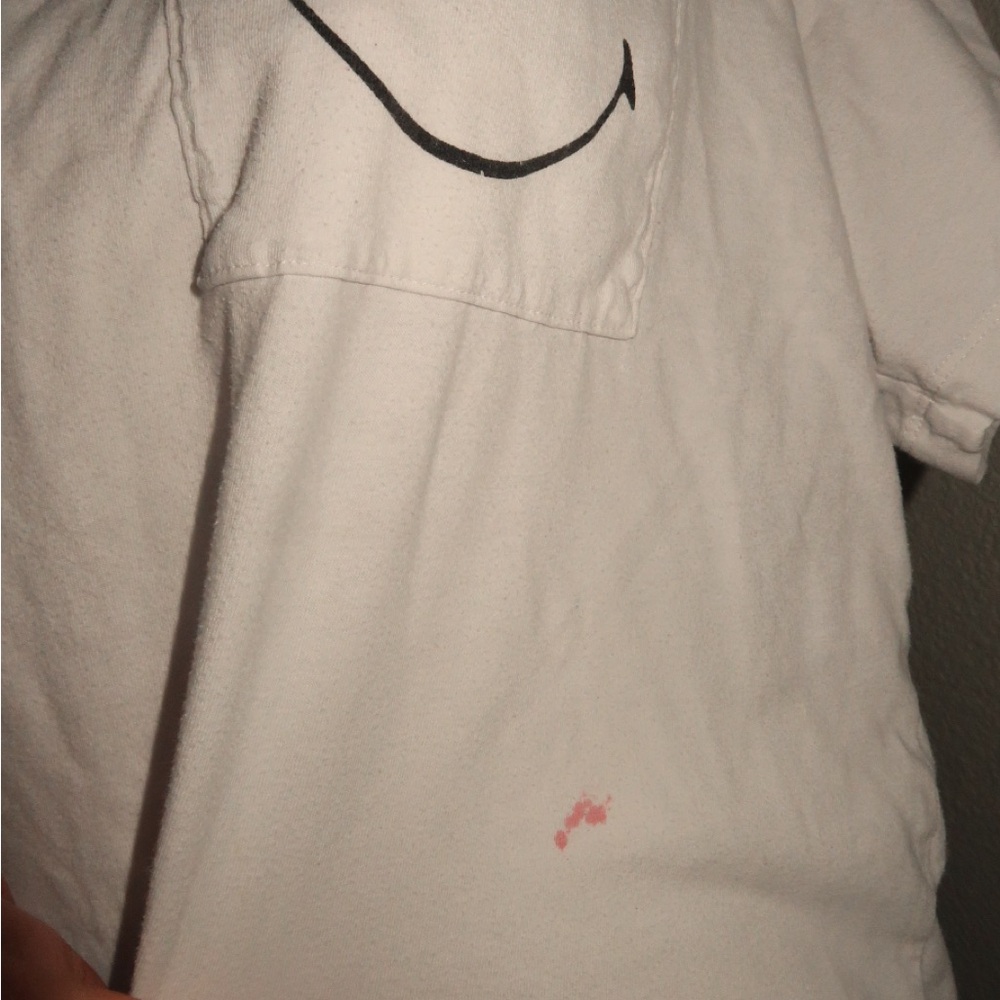 American Eagle Outfitters White Short-Sleeve Tee with Pocket Smiley - Picture 7 of 9